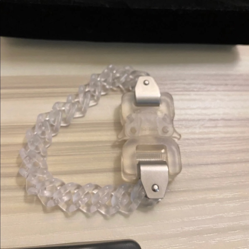 Alyx Buckle Bracelet